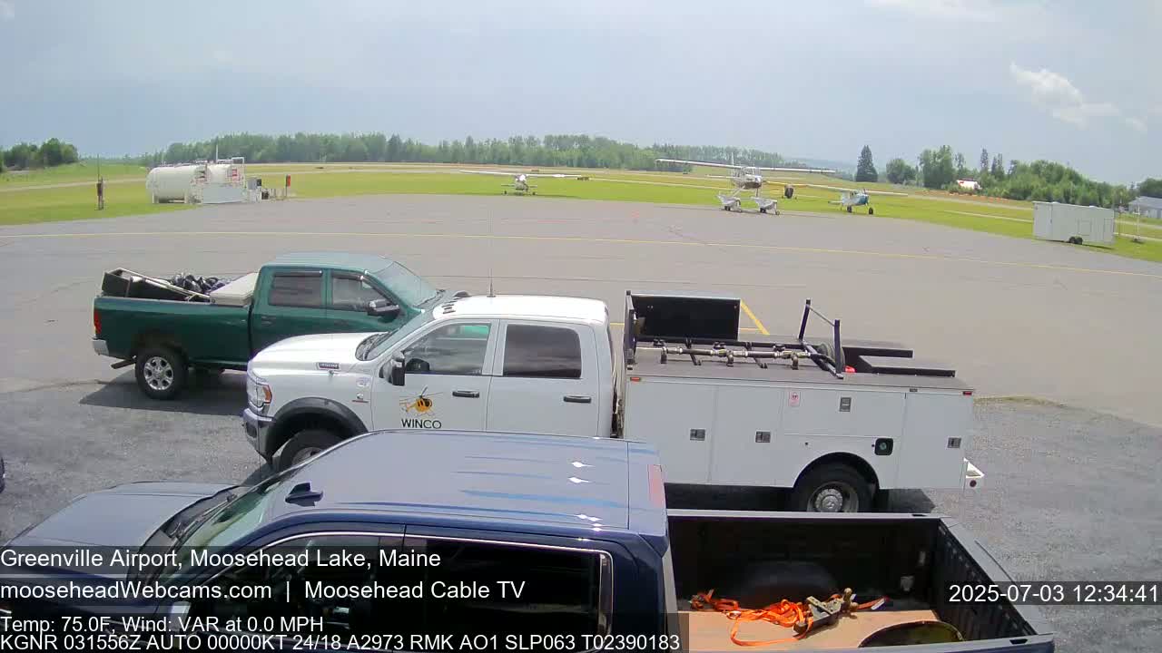 Greenville Municipal  Airport  Live Cam 3B1 - Greenville, Piscataquis, Maine, USA
