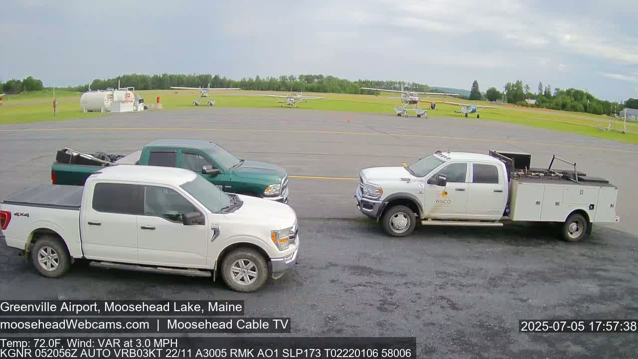 Greenville Municipal  Airport  Live Cam 3B1 - Greenville, Piscataquis, Maine, USA