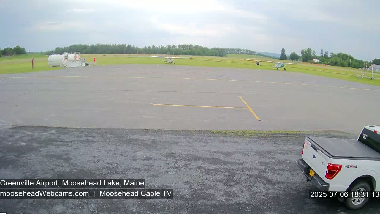 Greenville Municipal  Airport  Live Cam 3B1 - Greenville, Piscataquis, Maine, USA