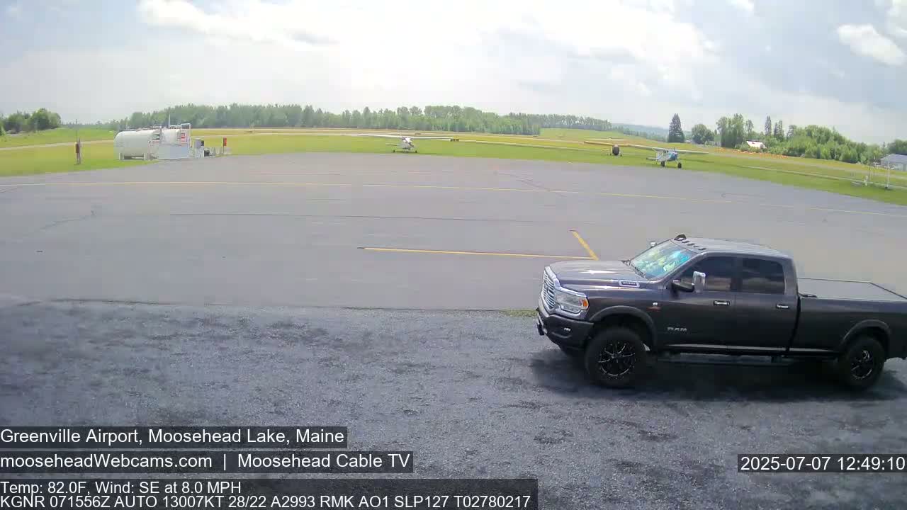 Greenville Municipal  Airport  Live Cam 3B1 - Greenville, Piscataquis, Maine, USA