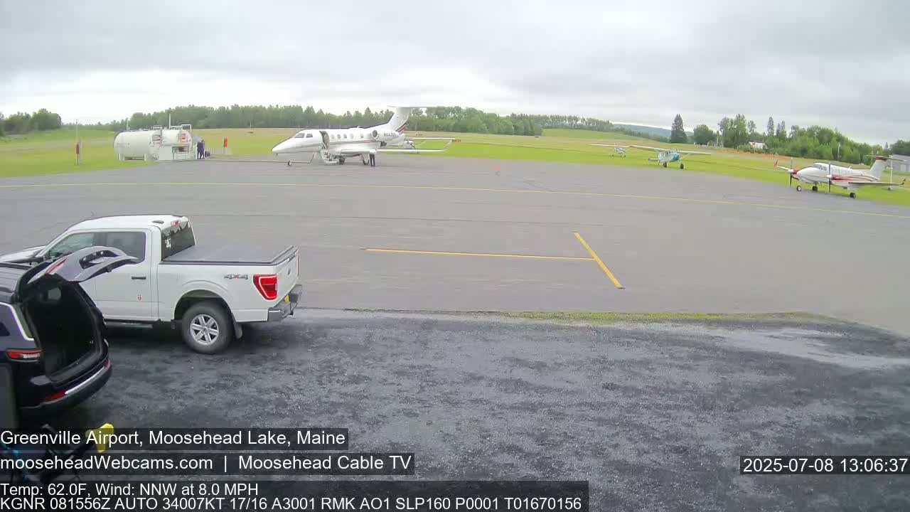 Greenville Municipal  Airport  Live Cam 3B1 - Greenville, Piscataquis, Maine, USA