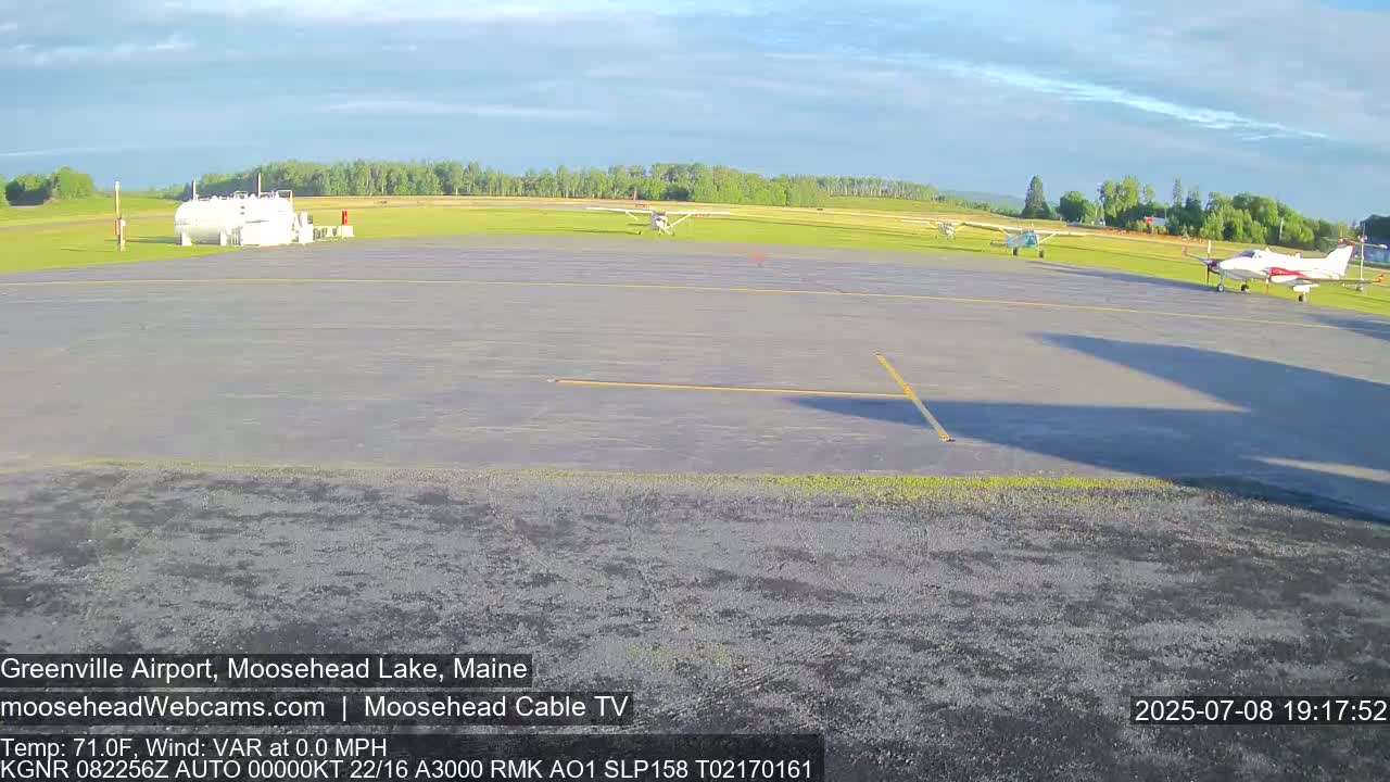 Greenville Municipal  Airport  Live Cam 3B1 - Greenville, Piscataquis, Maine, USA