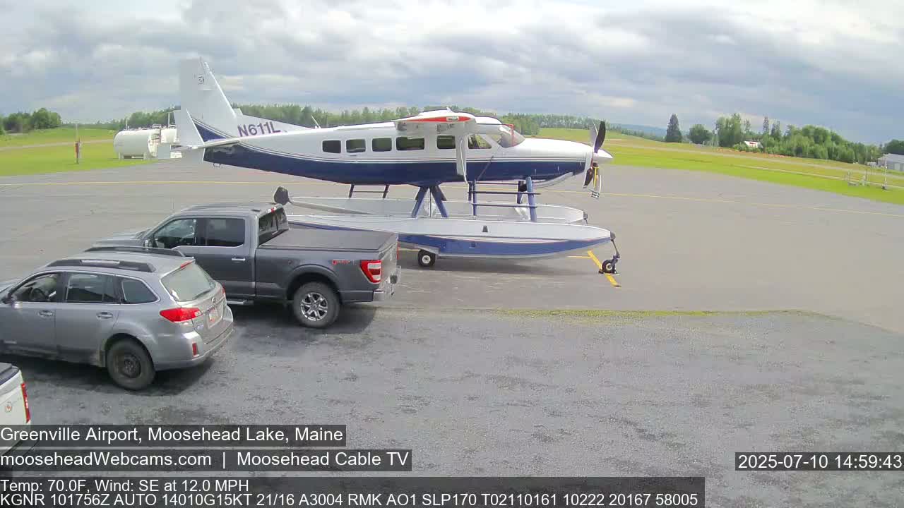 Greenville Municipal  Airport  Live Cam 3B1 - Greenville, Piscataquis, Maine, USA