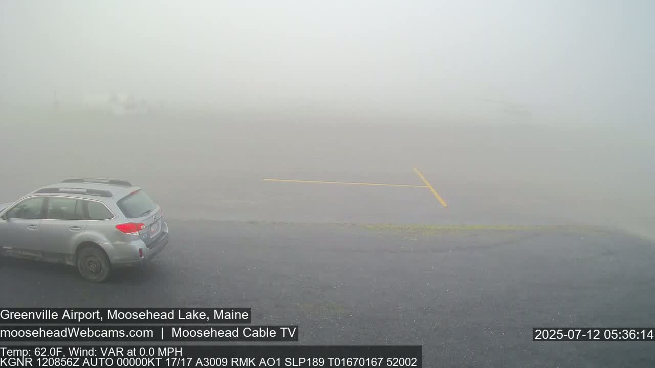 Greenville Municipal  Airport  Live Cam 3B1 - Greenville, Piscataquis, Maine, USA