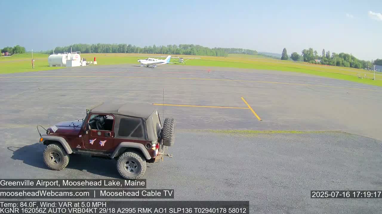 Greenville Municipal  Airport  Live Cam 3B1 - Greenville, Piscataquis, Maine, USA