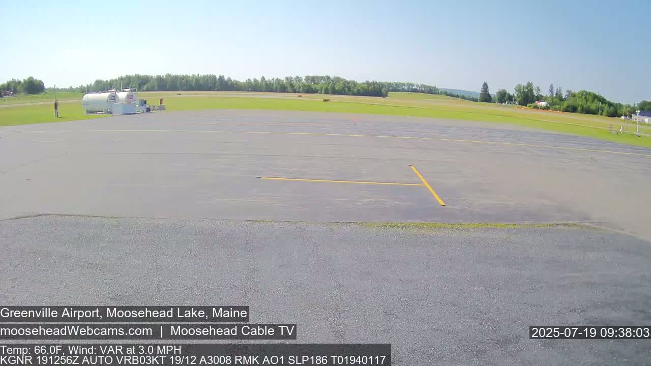 Greenville Municipal  Airport  Live Cam 3B1 - Greenville, Piscataquis, Maine, USA
