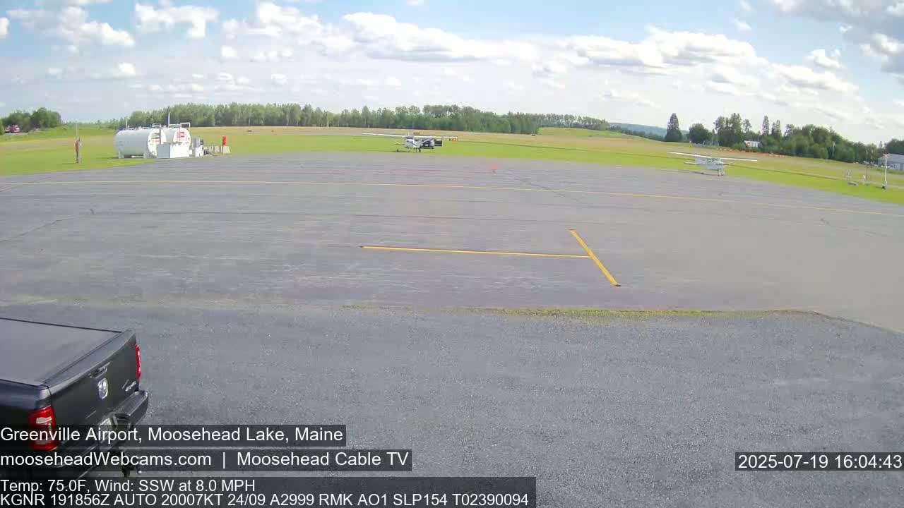 Greenville Municipal  Airport  Live Cam 3B1 - Greenville, Piscataquis, Maine, USA