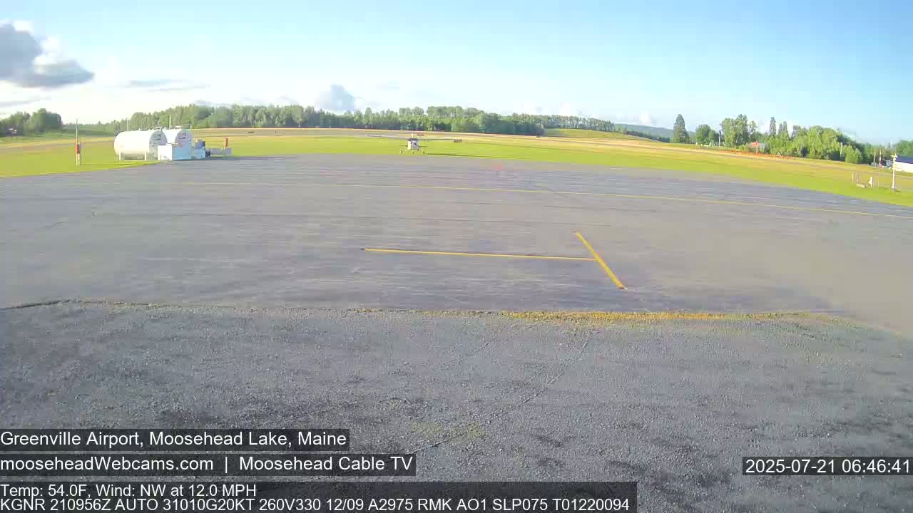 Greenville Municipal  Airport  Live Cam 3B1 - Greenville, Piscataquis, Maine, USA
