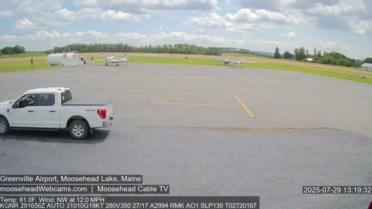 Greenville Municipal  Airport  Live Cam 3B1 - Greenville, Piscataquis, Maine, USA