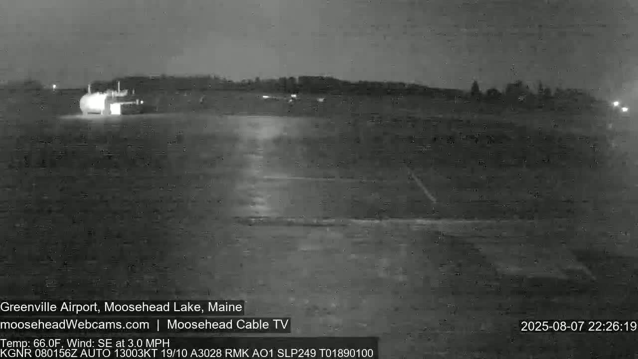 Greenville Municipal  Airport  Live Cam 3B1 - Greenville, Piscataquis, Maine, USA