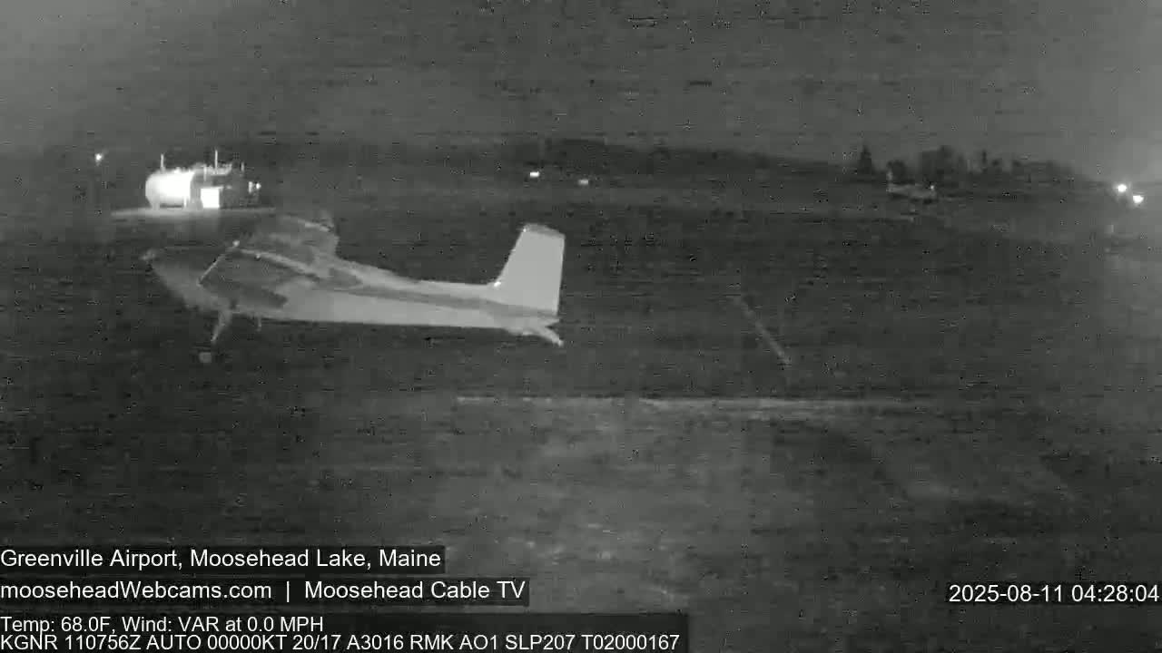 Greenville Municipal  Airport  Live Cam 3B1 - Greenville, Piscataquis, Maine, USA