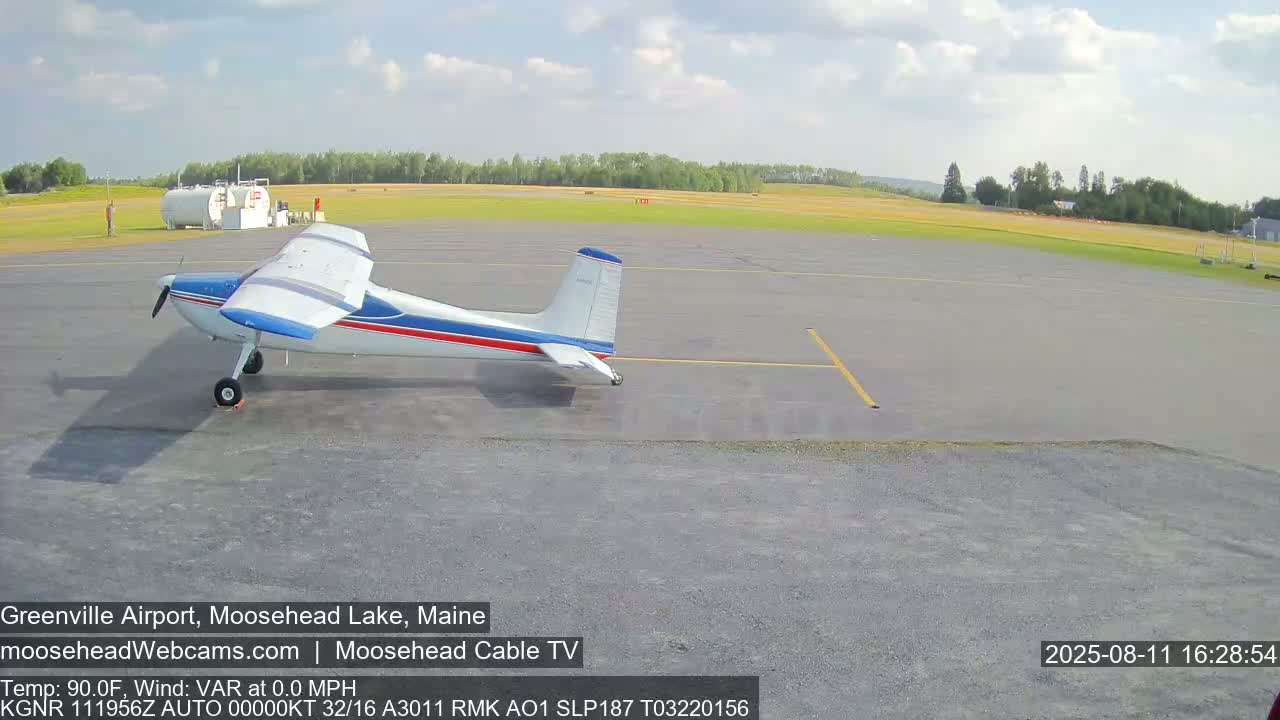 Greenville Municipal  Airport  Live Cam 3B1 - Greenville, Piscataquis, Maine, USA