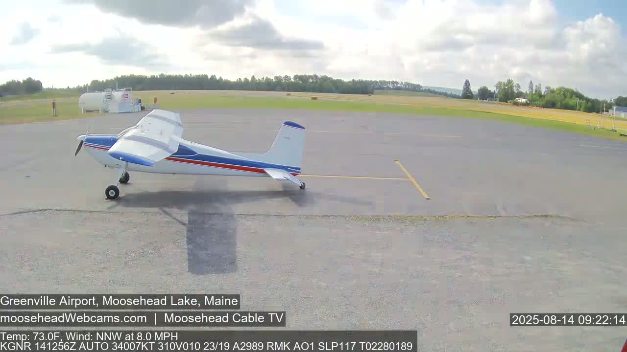 Greenville Municipal  Airport  Live Cam 3B1 - Greenville, Piscataquis, Maine, USA