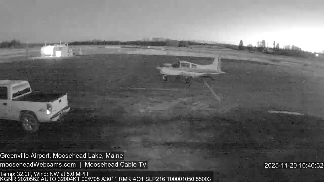 Greenville Municipal  Airport  Live Cam 3B1 - Greenville, Piscataquis, Maine, USA