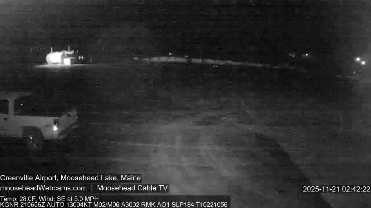 Greenville Municipal  Airport  Live Cam 3B1 - Greenville, Piscataquis, Maine, USA