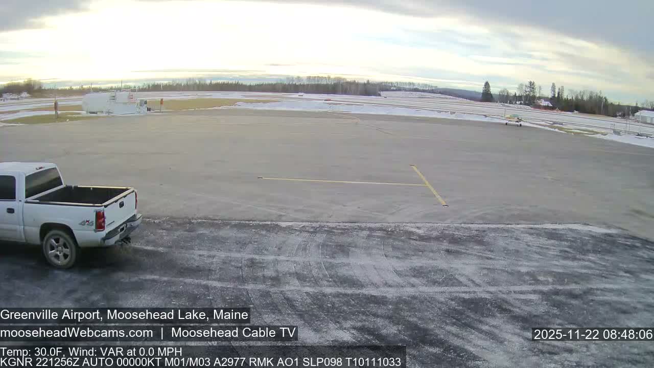 Greenville Municipal  Airport  Live Cam 3B1 - Greenville, Piscataquis, Maine, USA
