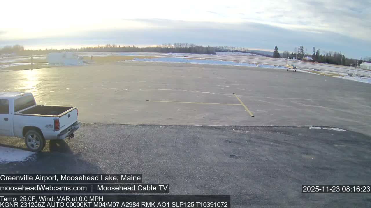 Greenville Municipal  Airport  Live Cam 3B1 - Greenville, Piscataquis, Maine, USA