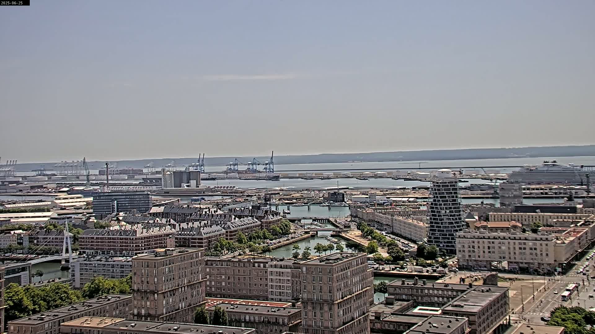 Le Havre Panaromic Skyline PTZ Live Cam - Le Havre, Seine-Maritime, Normandie, France