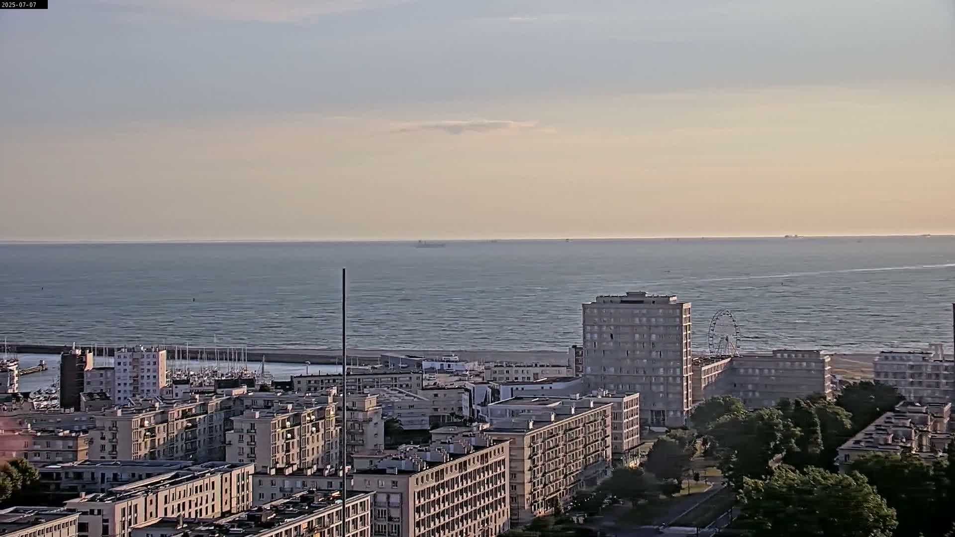 Le Havre Panaromic Skyline PTZ Live Cam - Le Havre, Seine-Maritime, Normandie, France
