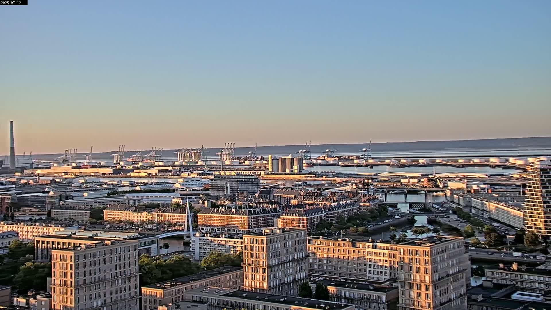 Le Havre Panaromic Skyline PTZ Live Cam - Le Havre, Seine-Maritime, Normandie, France