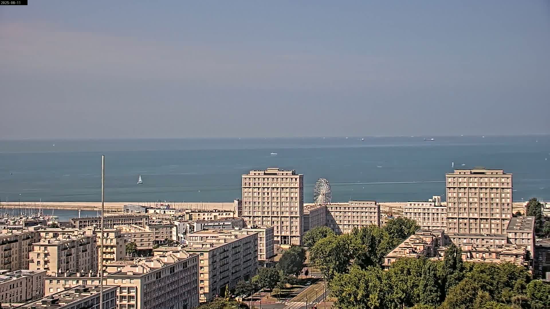 Le Havre Panaromic Skyline PTZ Live Cam - Le Havre, Seine-Maritime, Normandie, France