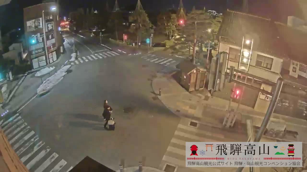 Takayama, Takayama Jinya & Hachikenmachi District ( 高山・高山陣屋・八軒町地区 ) Live Cam - 1 Chome, Honmachi, Takayama Shi, Gifu, Chubu, Japan