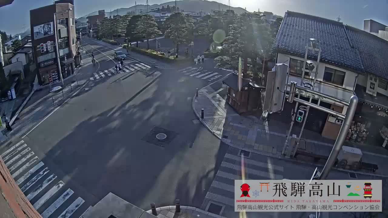 Takayama, Takayama Jinya & Hachikenmachi District ( 高山・高山陣屋・八軒町地区 ) Live Cam - 1 Chome, Honmachi, Takayama Shi, Gifu, Chubu, Japan