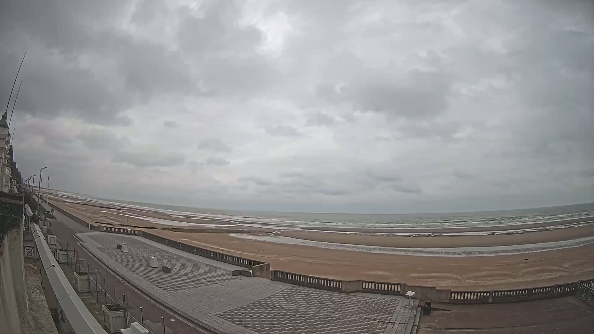 Cabourg Beach Live Cam - Lisieux, Calvados, Normandie, France
