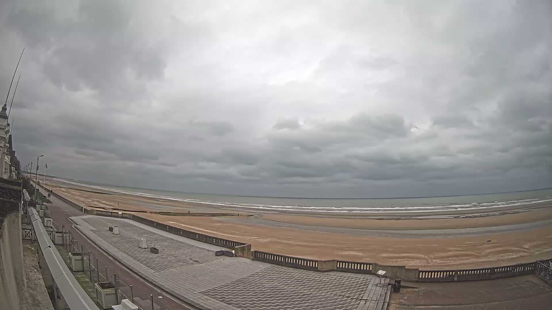 Cabourg Beach Live Cam - Lisieux, Calvados, Normandie, France