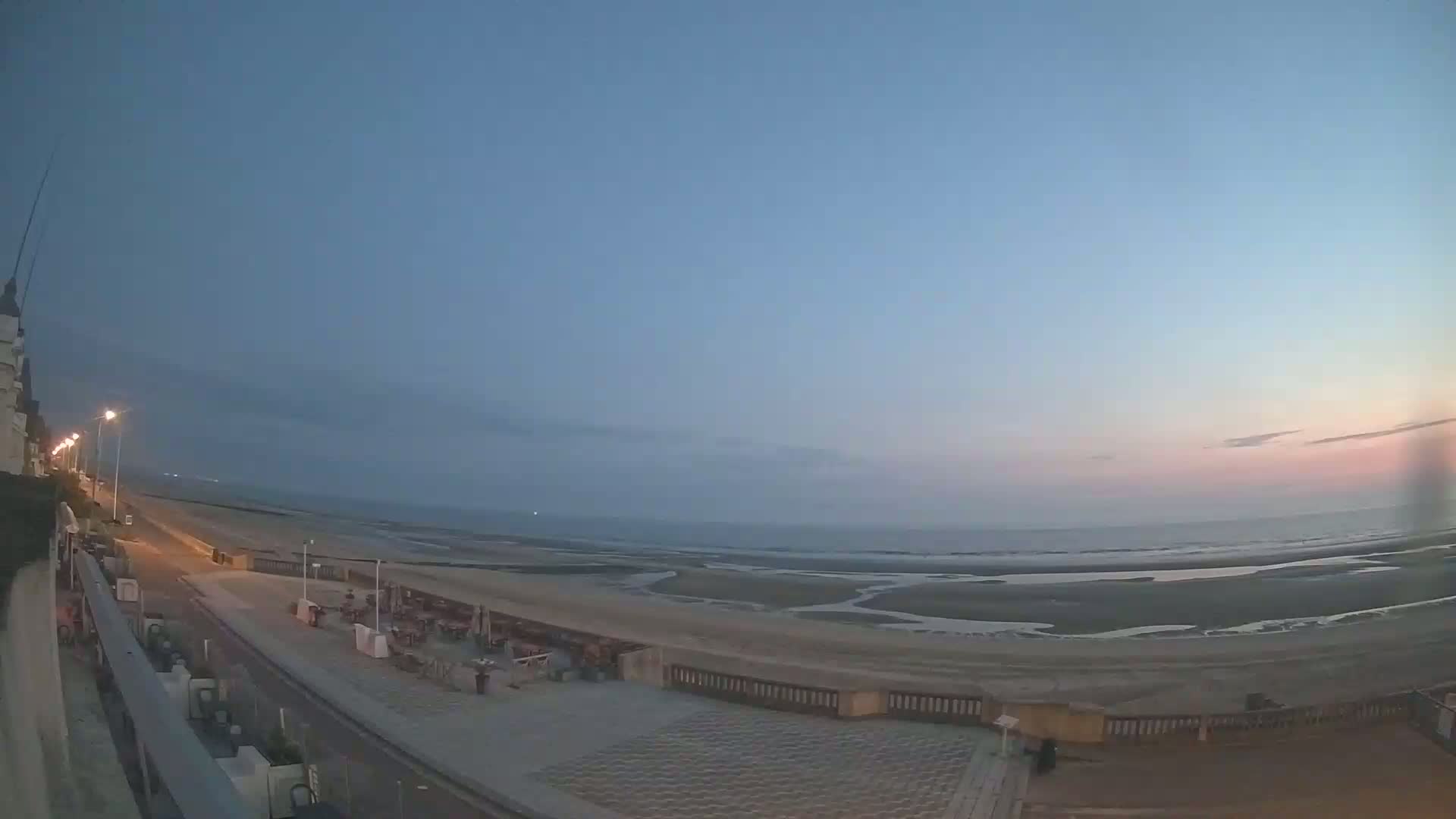 Cabourg Beach Live Cam - Lisieux, Calvados, Normandie, France
