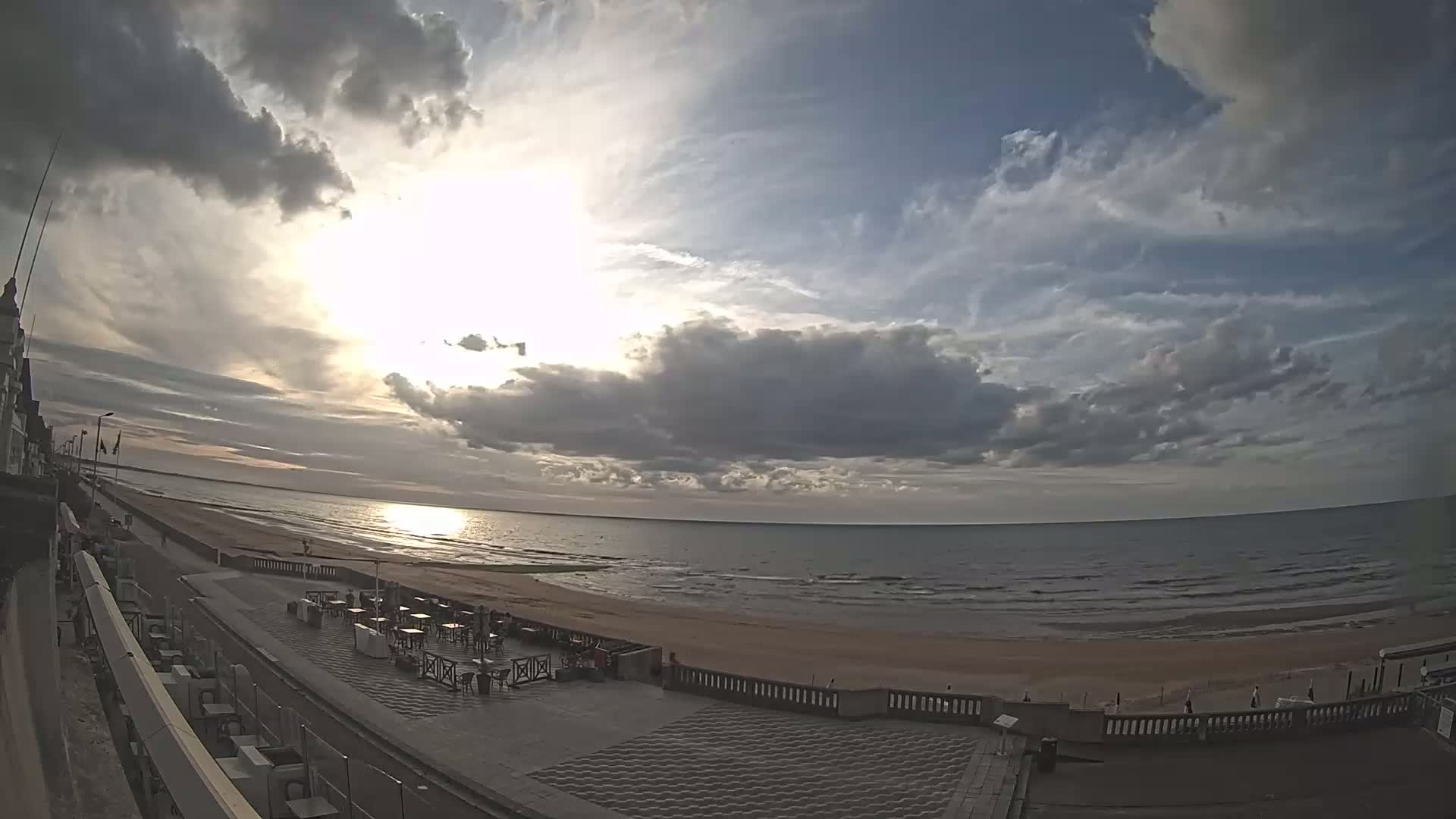 Cabourg Beach Live Cam - Lisieux, Calvados, Normandie, France