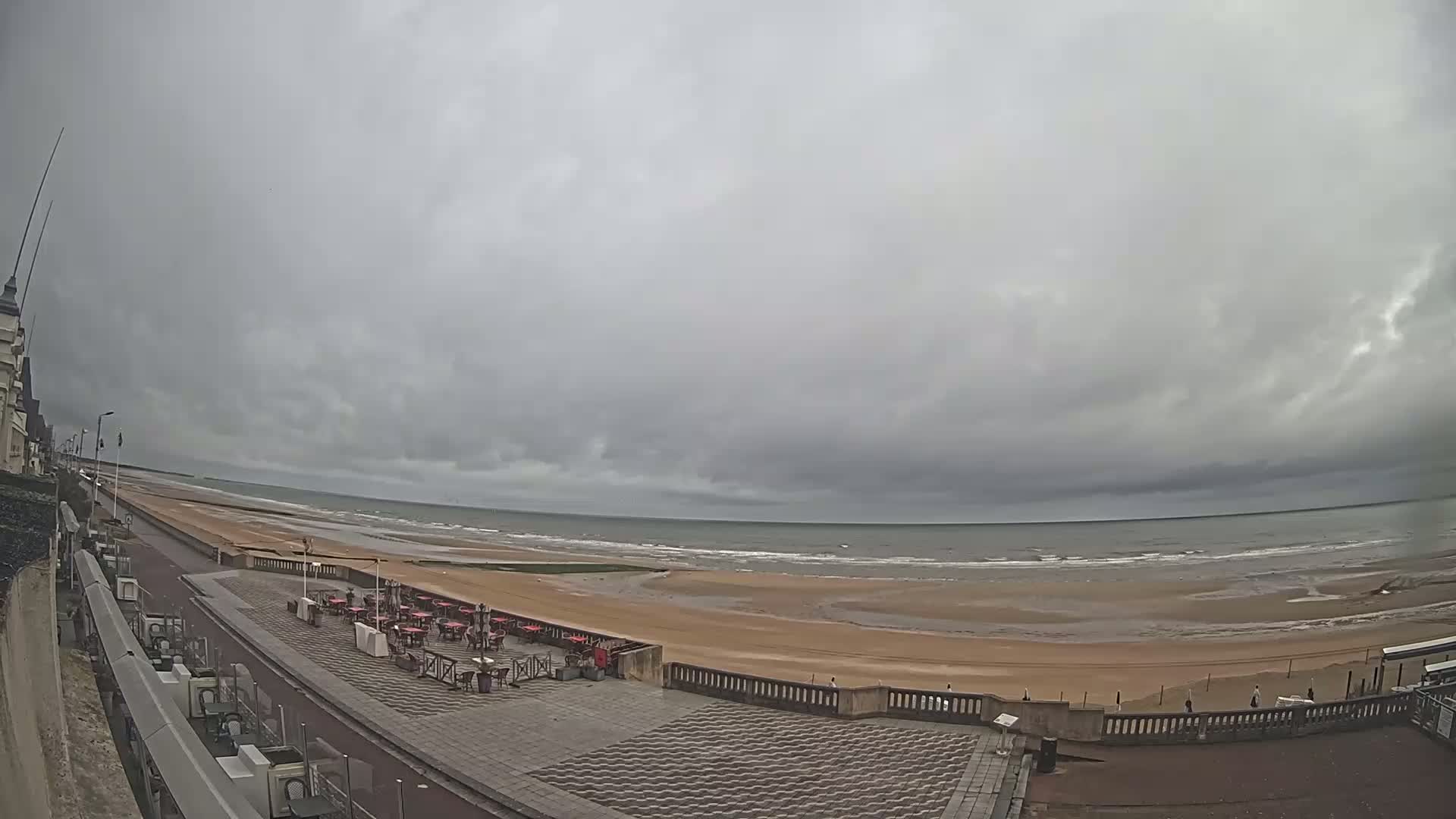 Cabourg Beach Live Cam - Lisieux, Calvados, Normandie, France