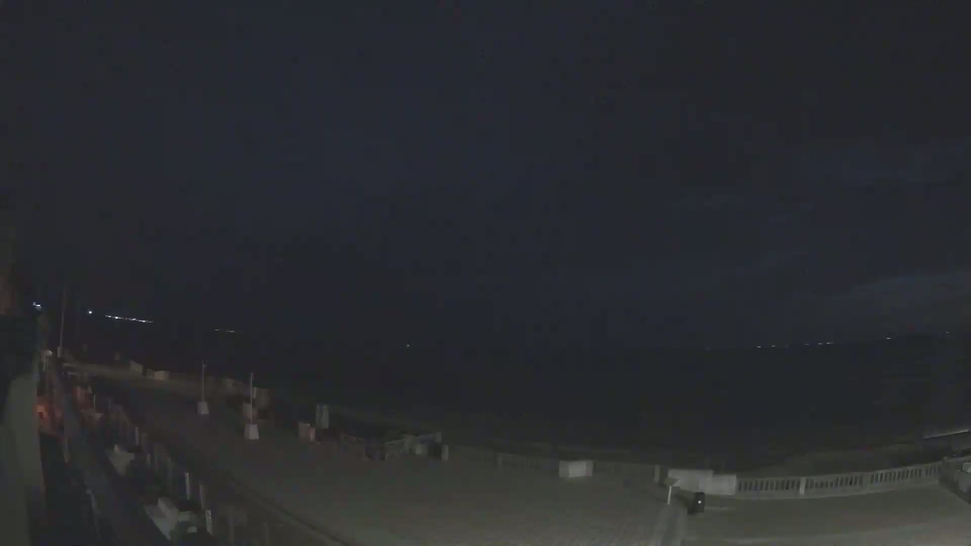 Cabourg Beach Live Cam - Lisieux, Calvados, Normandie, France