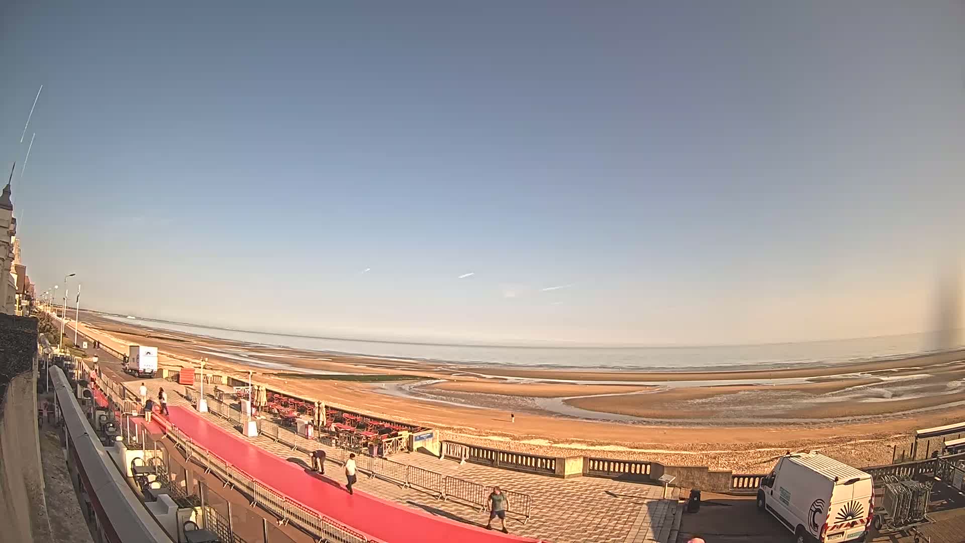 Cabourg Beach Live Cam - Lisieux, Calvados, Normandie, France