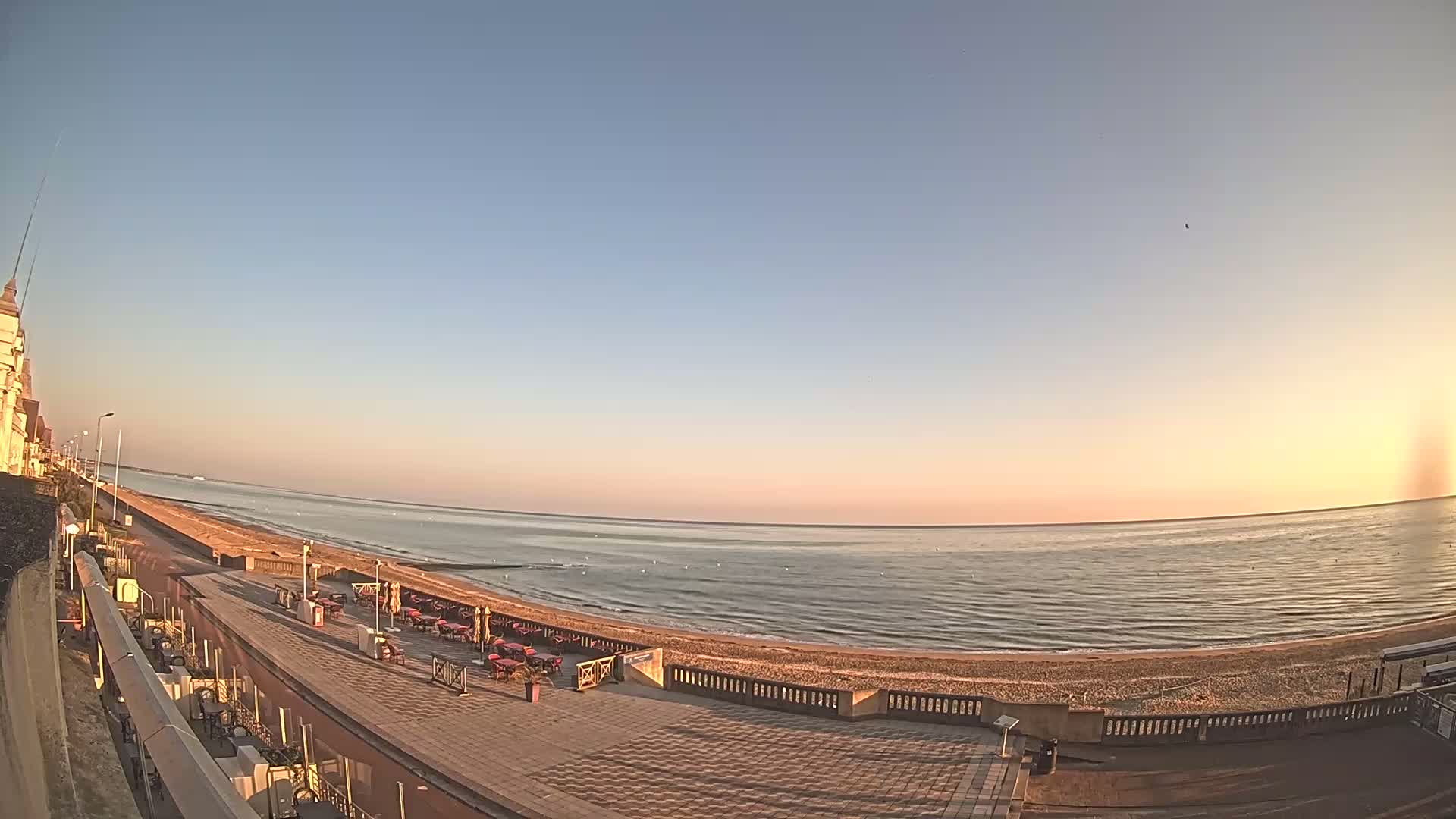 Cabourg Beach Live Cam - Lisieux, Calvados, Normandie, France