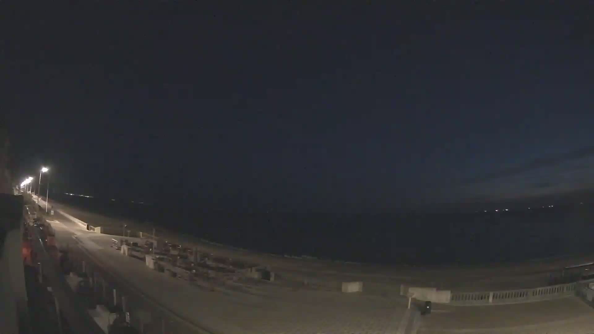 Cabourg Beach Live Cam - Lisieux, Calvados, Normandie, France