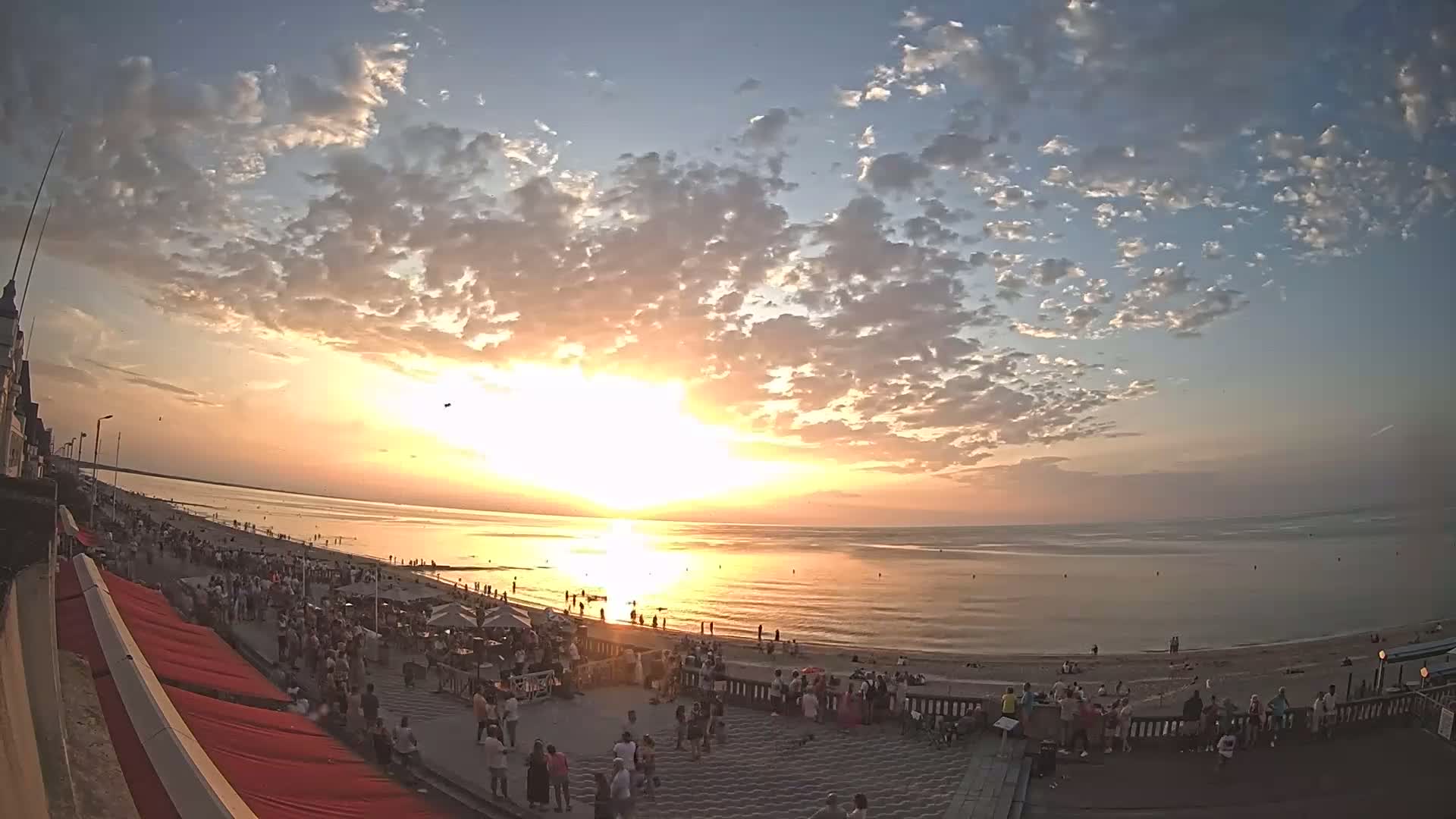 Cabourg Beach Live Cam - Lisieux, Calvados, Normandie, France