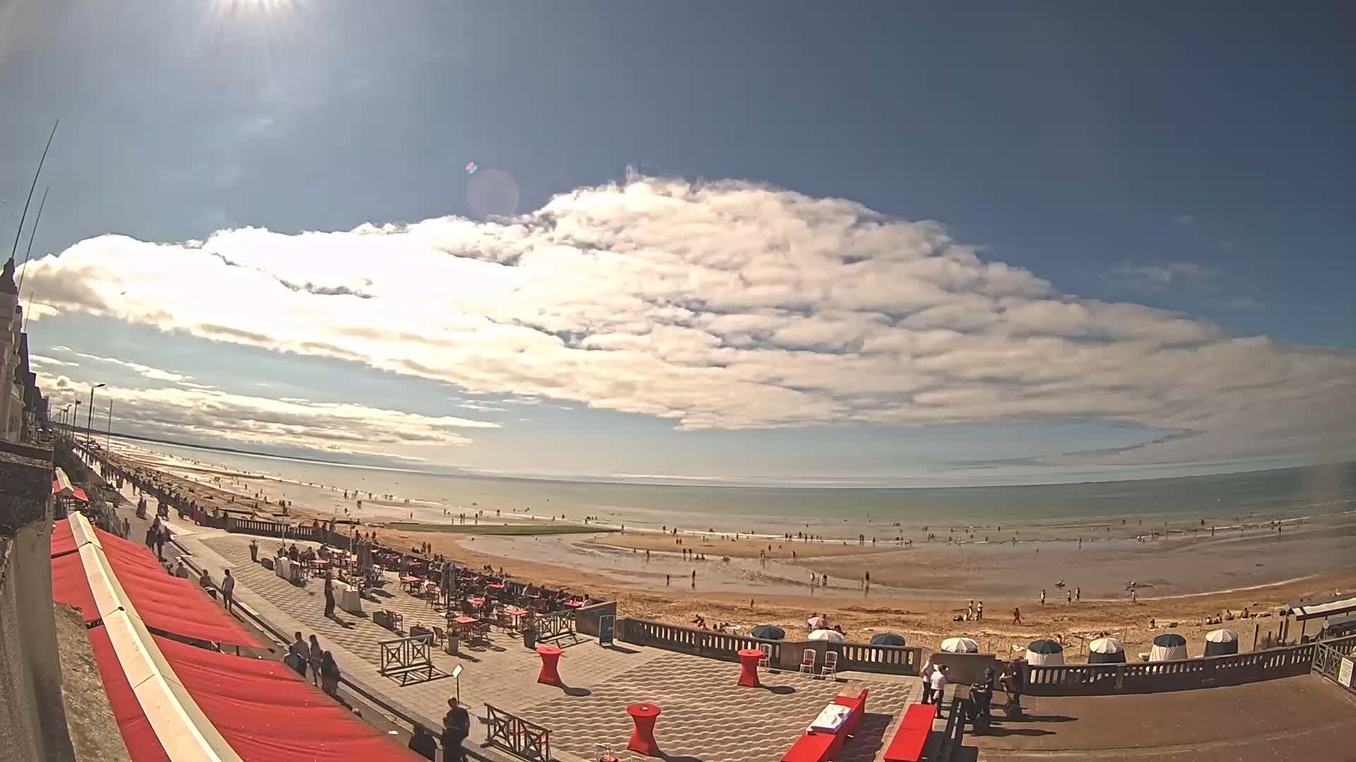 Cabourg Beach Live Cam - Lisieux, Calvados, Normandie, France