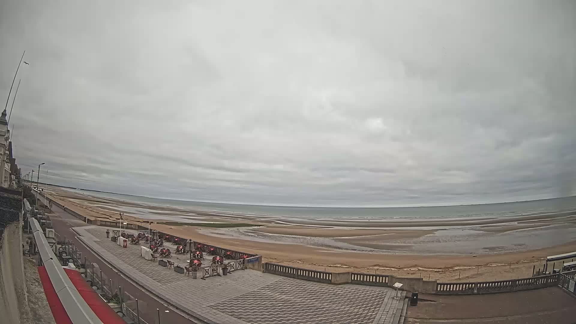 Cabourg Beach Live Cam - Lisieux, Calvados, Normandie, France