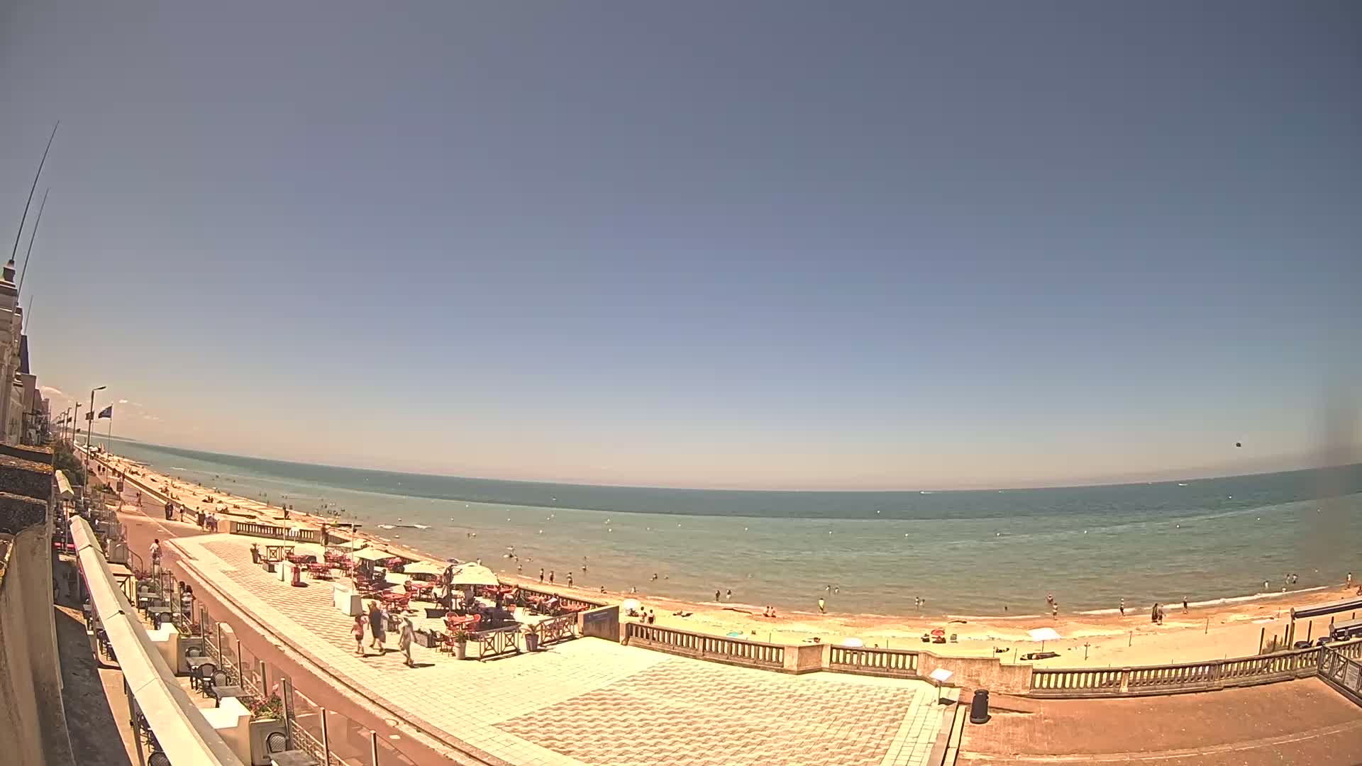 Cabourg Beach Live Cam - Lisieux, Calvados, Normandie, France