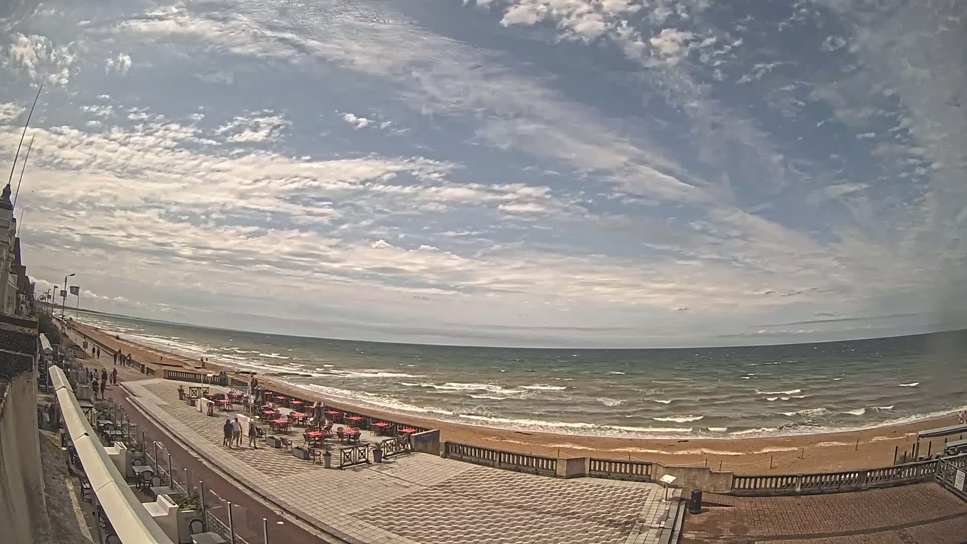Cabourg Beach Live Cam - Lisieux, Calvados, Normandie, France