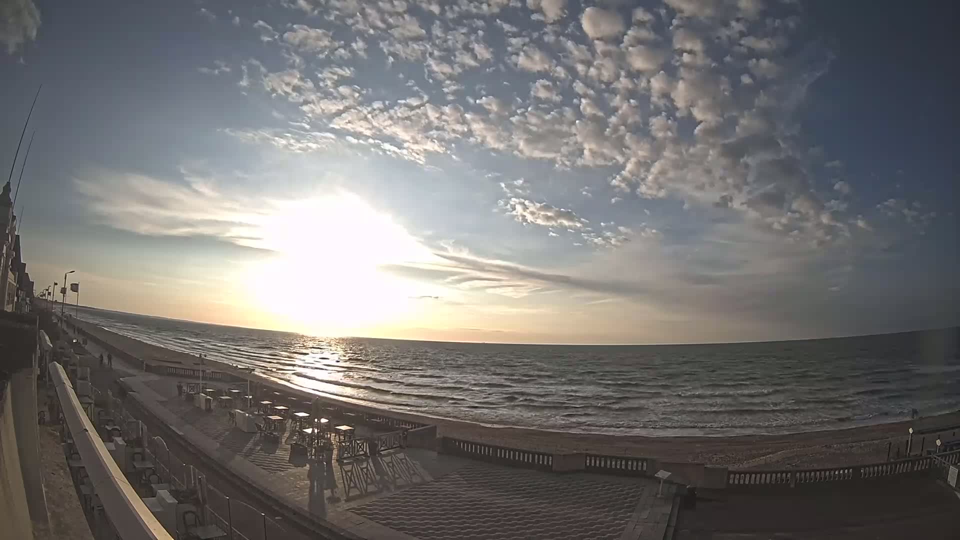 Cabourg Beach Live Cam - Lisieux, Calvados, Normandie, France