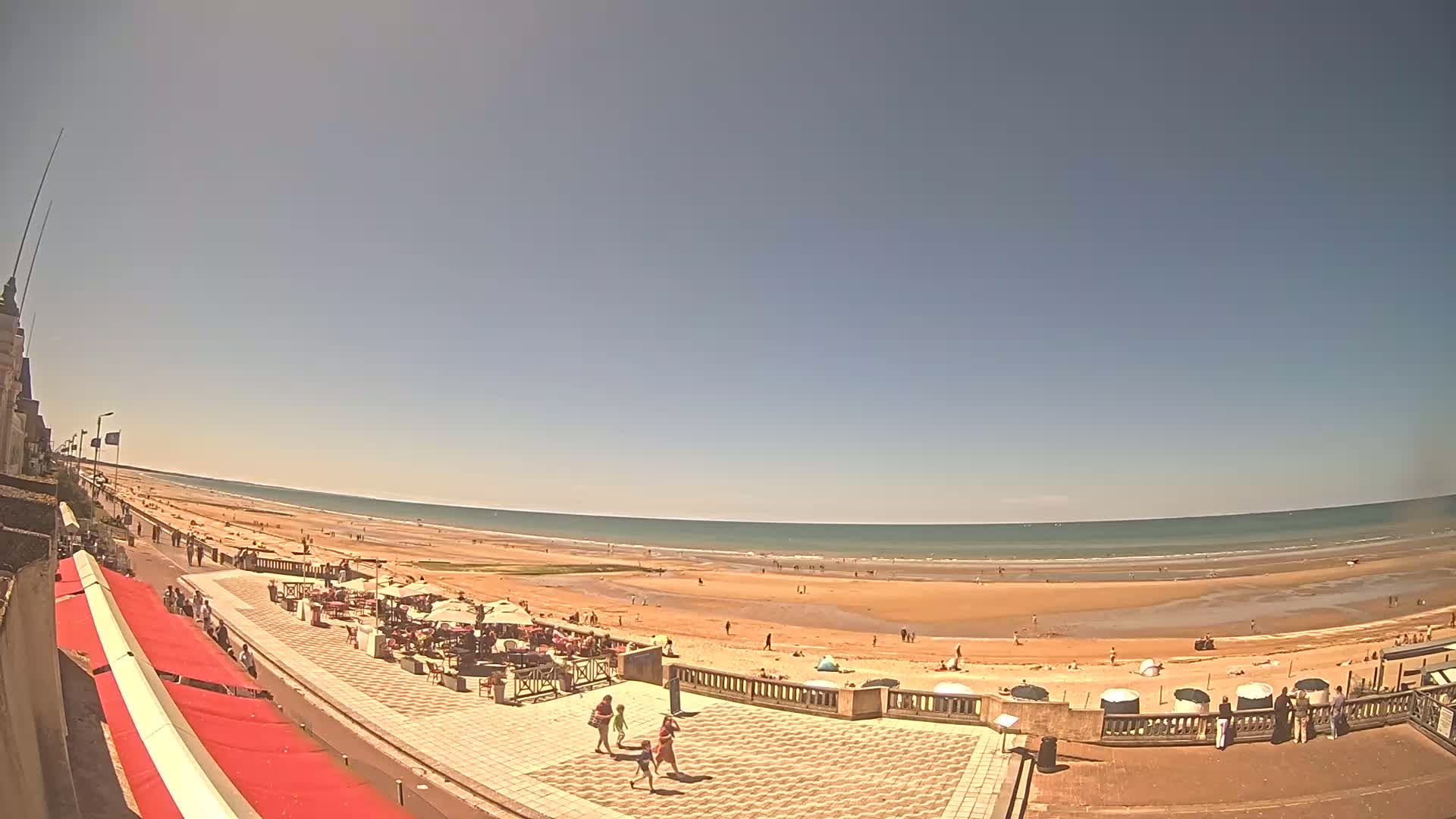 Cabourg Beach Live Cam - Lisieux, Calvados, Normandie, France