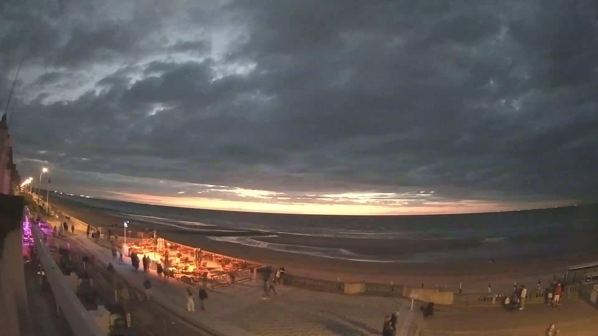 Cabourg Beach Live Cam - Lisieux, Calvados, Normandie, France