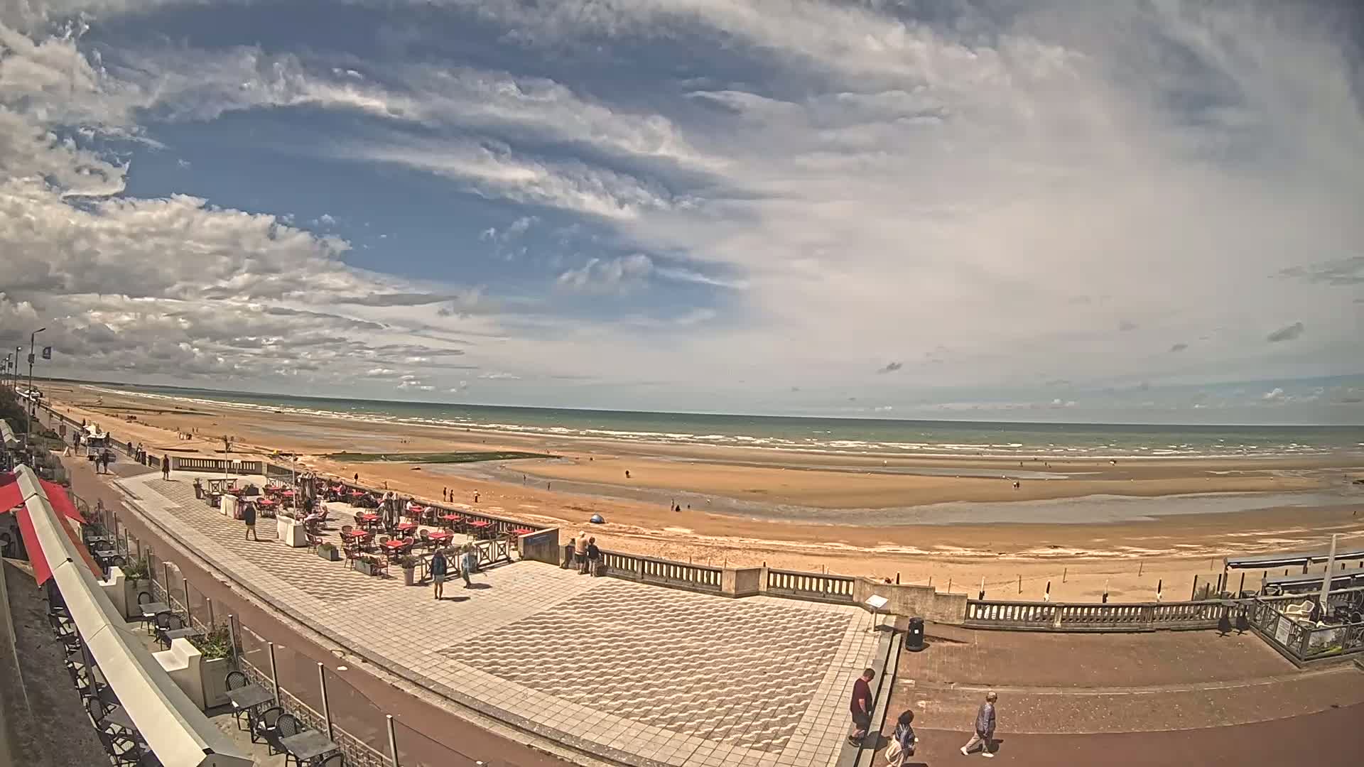 Cabourg Beach Live Cam - Lisieux, Calvados, Normandie, France