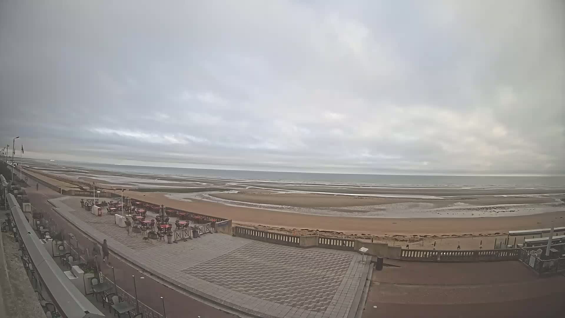 Cabourg Beach Live Cam - Lisieux, Calvados, Normandie, France