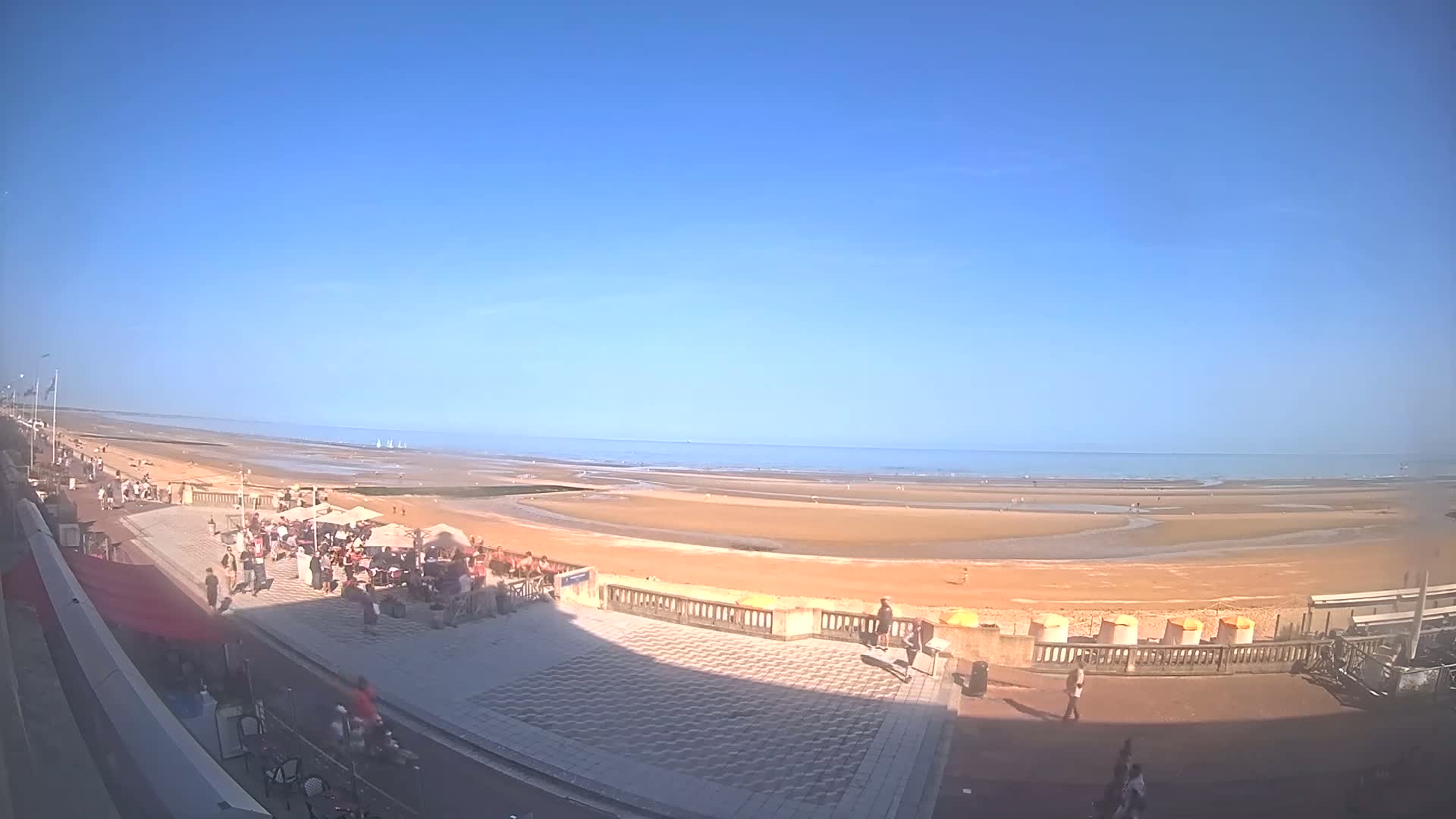 Cabourg Beach Live Cam - Lisieux, Calvados, Normandie, France