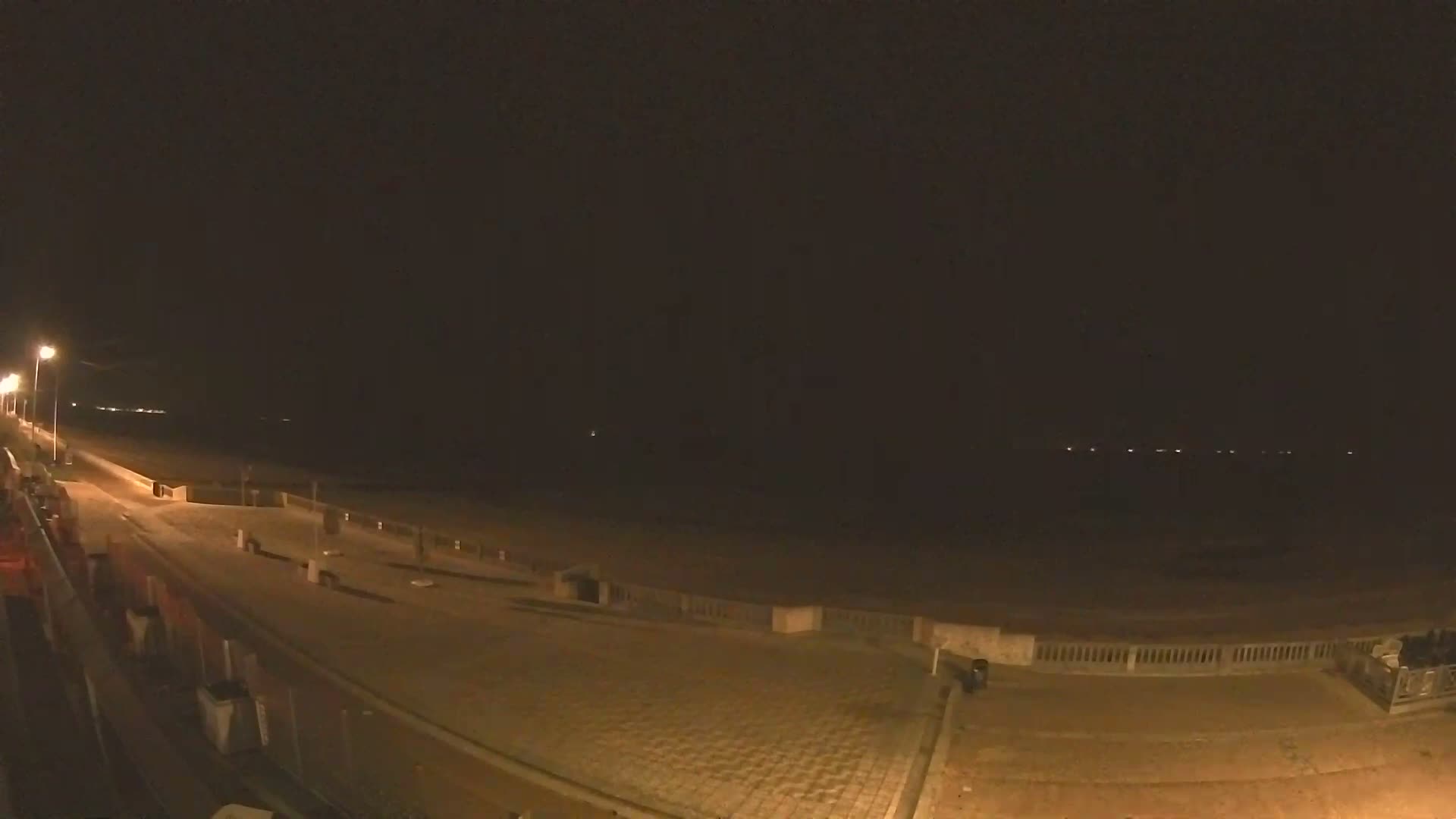 Cabourg Beach Live Cam - Lisieux, Calvados, Normandie, France