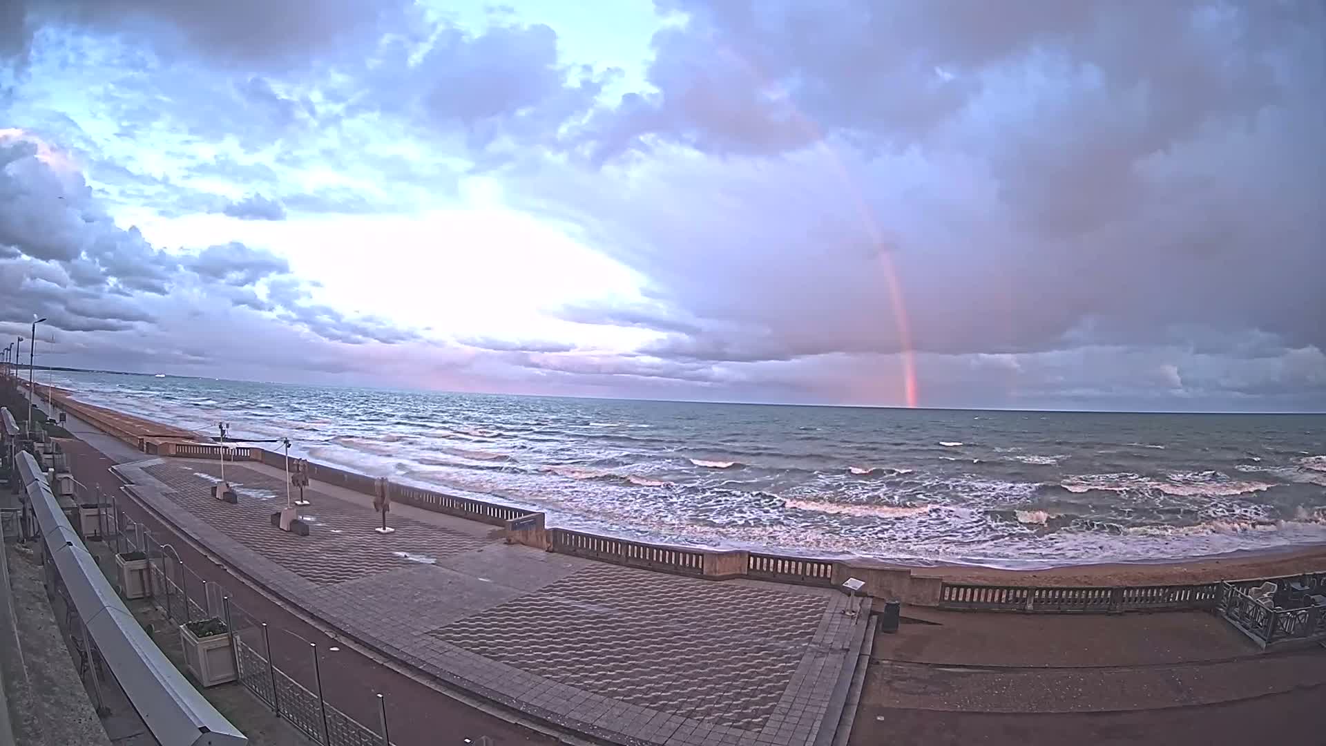 Cabourg Beach Live Cam - Lisieux, Calvados, Normandie, France