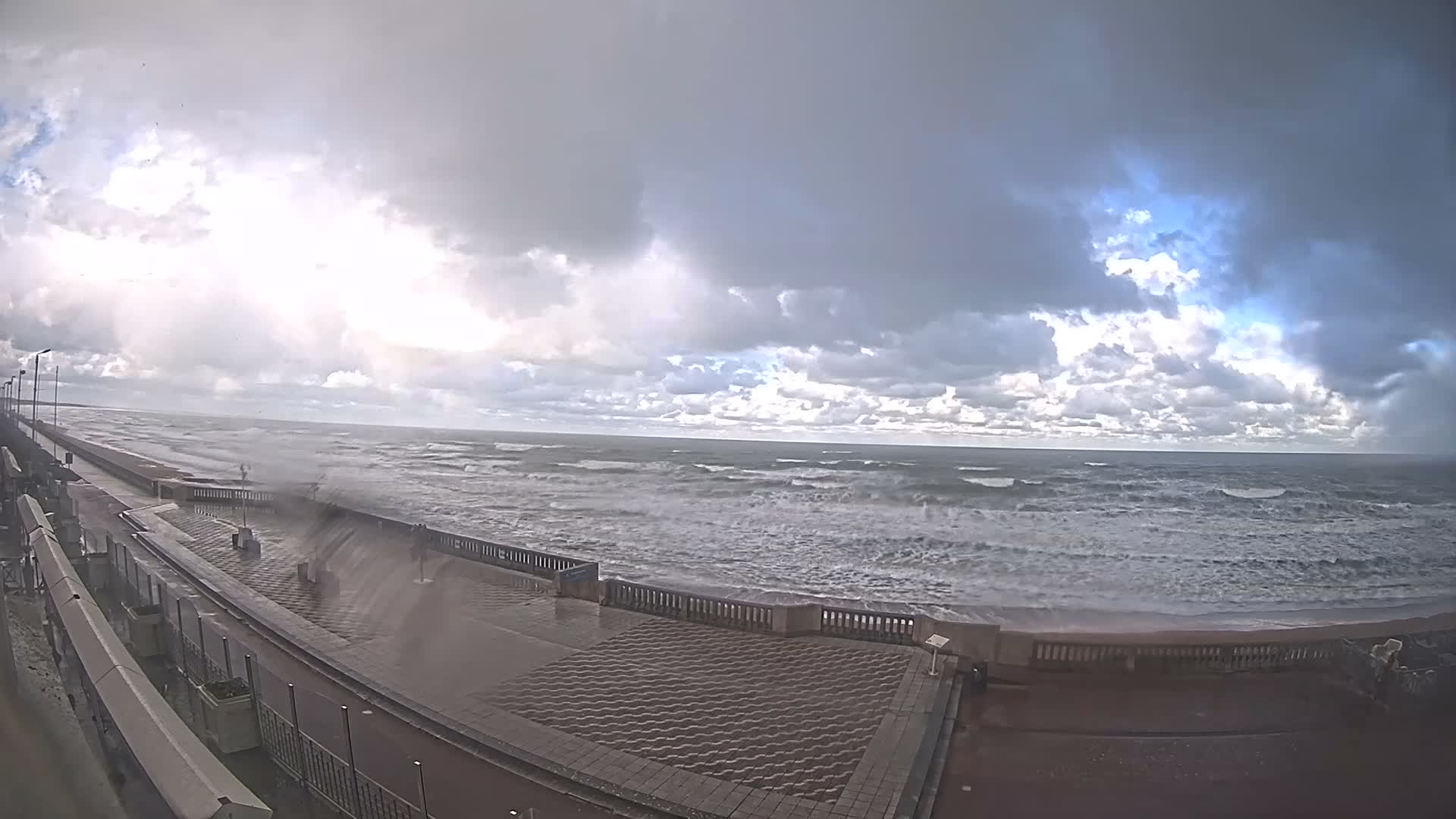 Cabourg Beach Live Cam - Lisieux, Calvados, Normandie, France